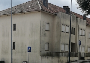 Reabilitação de 4 fogos - Rua Major Neutel de Abreu, nº 145