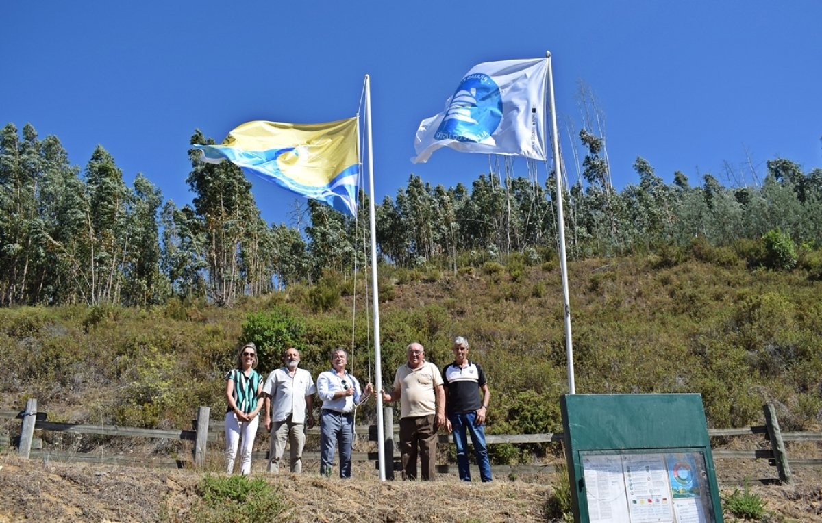 Bandeira “Praia Qualidade de Ouro” hasteada na Praia Fluvial Ana de Aviz    
