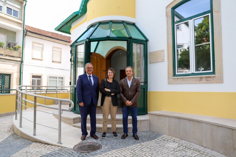 Iniciativa “Governo + Próximo” volta a Figueiró dos Vinhos para visitar Casa da Cultura
