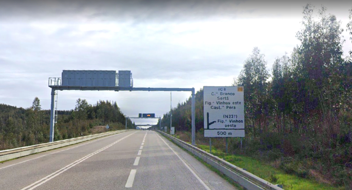 IC8 com condicionamento de trânsito, entre o km 25 e o km 93